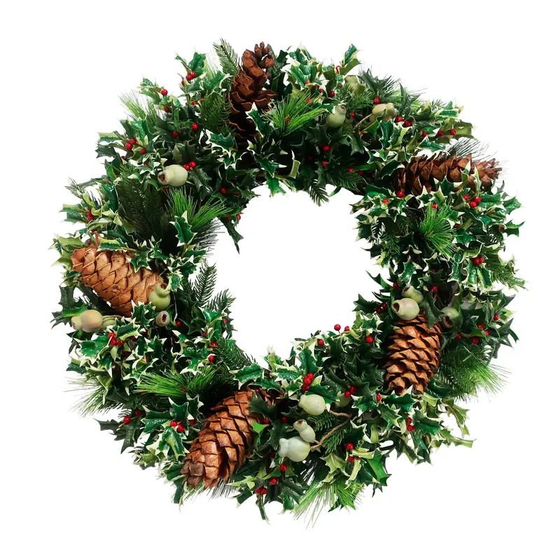 30-Inch Pointed Holly Wreath For Door Or Wall 1