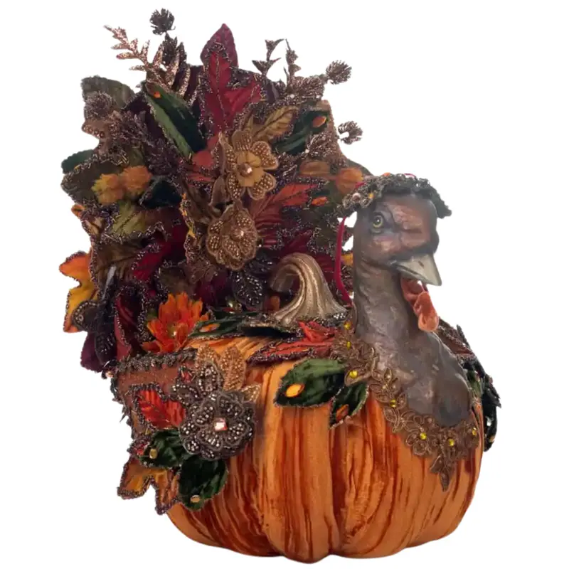 Harvest-Themed Pumpkin And Turkey Forage Display 1