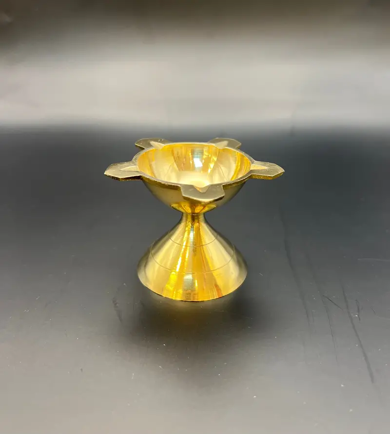 Panchmukhi Brass Diya With Stand – Ritual Oil Lamp For Sacred Ceremonies 1