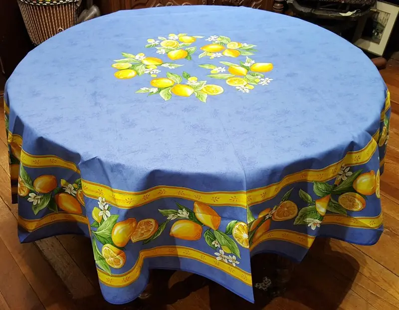 Tissus Toselli Lemon-Print Coated Tablecloth 1