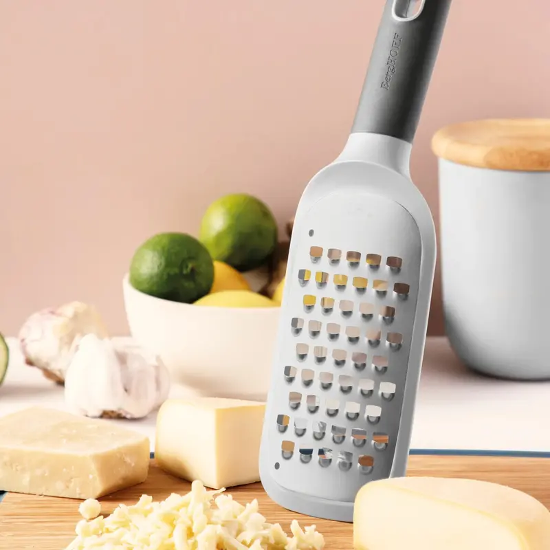 Ultra-Coarse Paddle Grater For Hard Cheeses And Citrus Zest 1