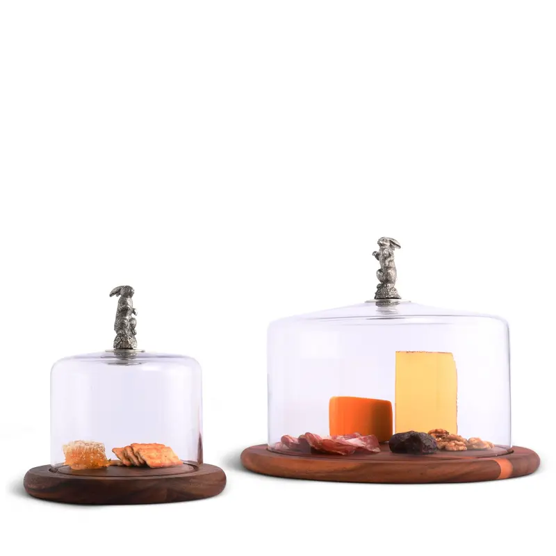 Wooden Cheese Board With Bunny-Embossed Glass Lid 1