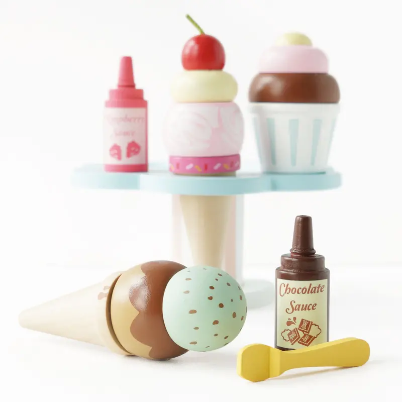 Wooden Ice Cream Shop Playset With Stand And Toppings 1